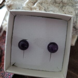 puce d'oreille améthyste